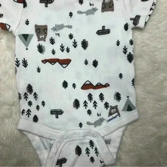 Gerber Onesie Diaper Shirt White Woodland Creatures  Size Neworn - Picture 5 of 16
